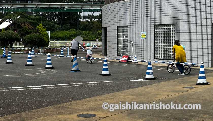 横浜・湘南で自転車の練習におすすめの公園　辻堂交通公園で自転車の練習