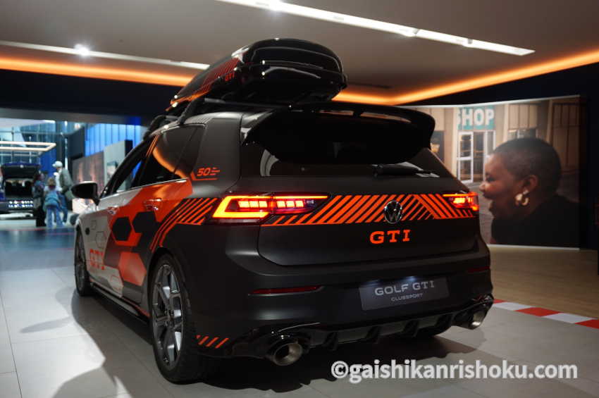 アウトシュタット　フォルクスワーゲンパビリオン　ゴルフGTI