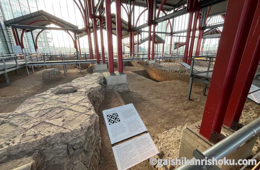 クサンテン考古学公園のローマ浴場跡